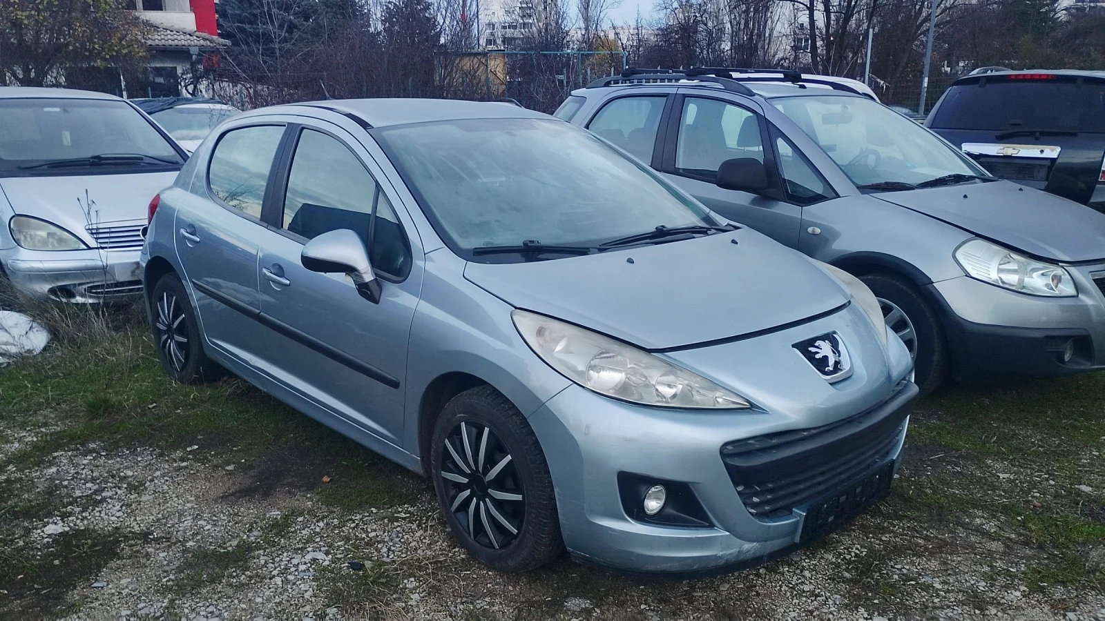 Peugeot 207 1.4   | Mobile.bg   1