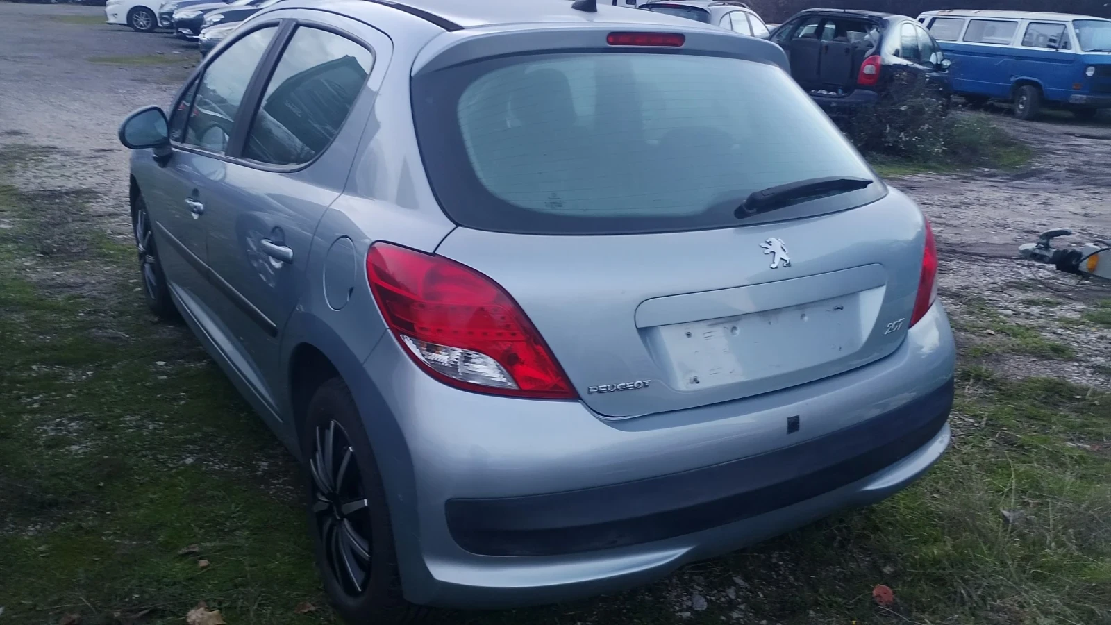 Peugeot 207 1.4 й газ - изображение 3