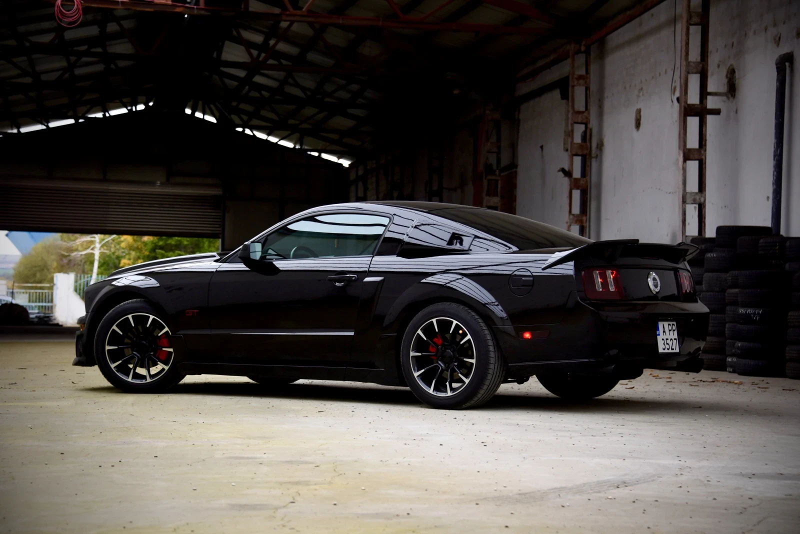 Ford Mustang GT - изображение 5