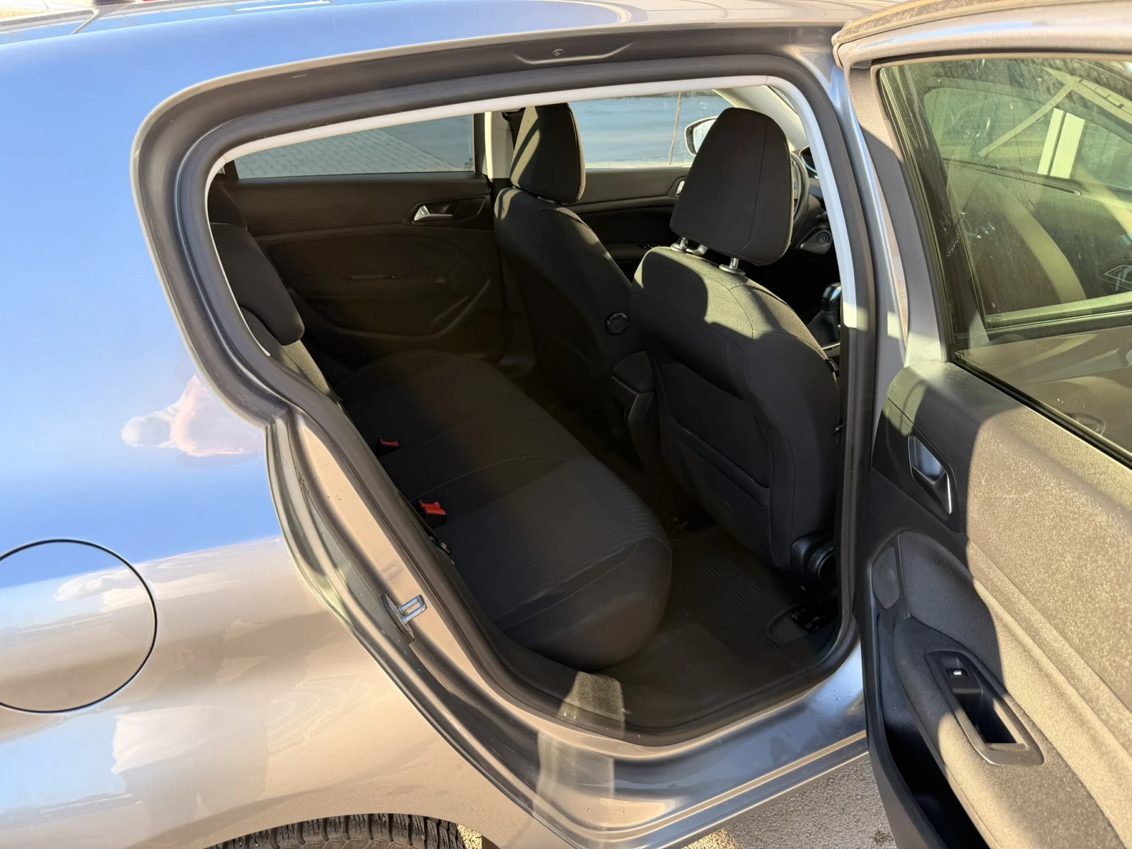 Peugeot 308 | Mobile.bg � ����������� 12