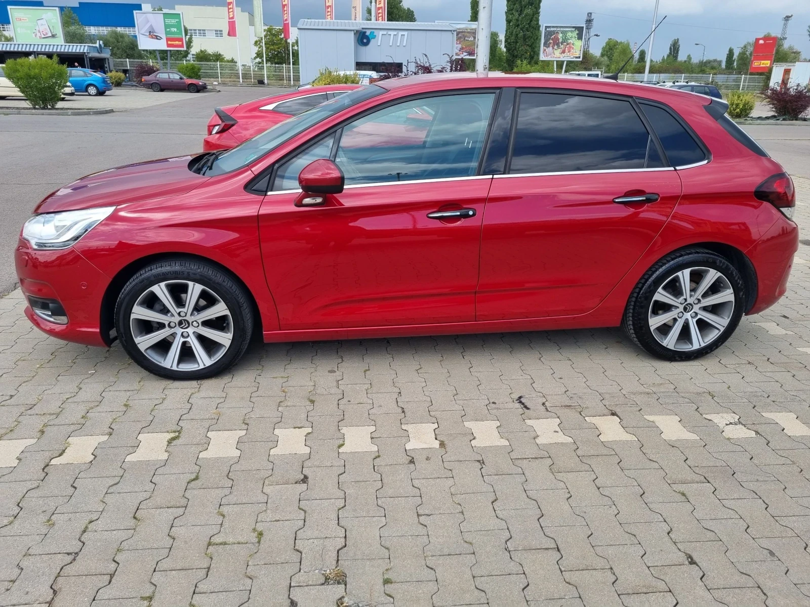 Citroen C4, снимка 8 - Автомобили и джипове - 53754532