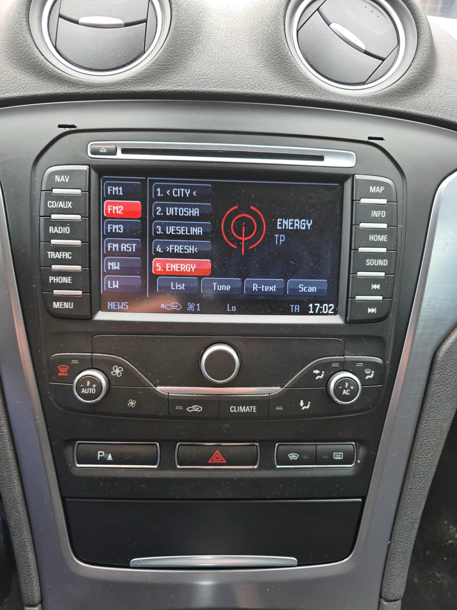 Ford Mondeo, снимка 16 - Автомобили и джипове - 54000834