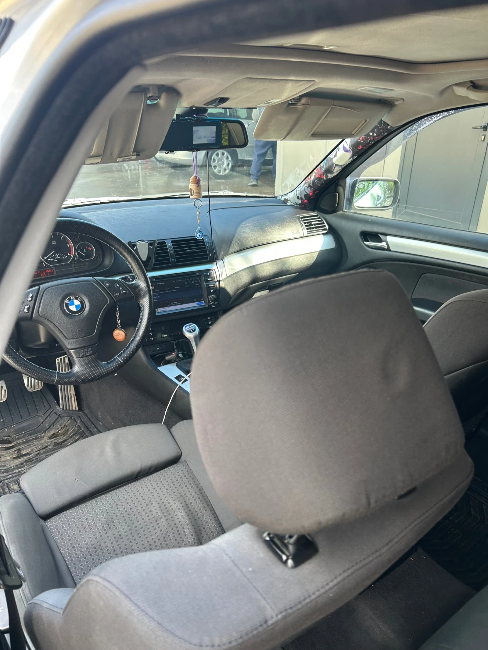 BMW 320 Комби, снимка 5 - Автомобили и джипове - 54150531