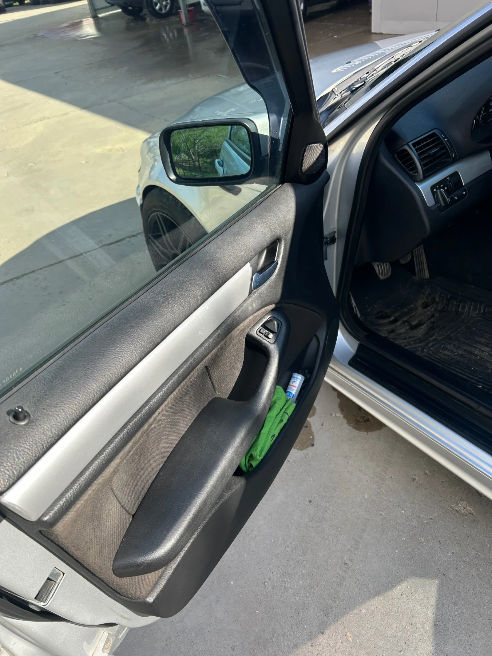 BMW 320 Комби, снимка 7 - Автомобили и джипове - 54150531