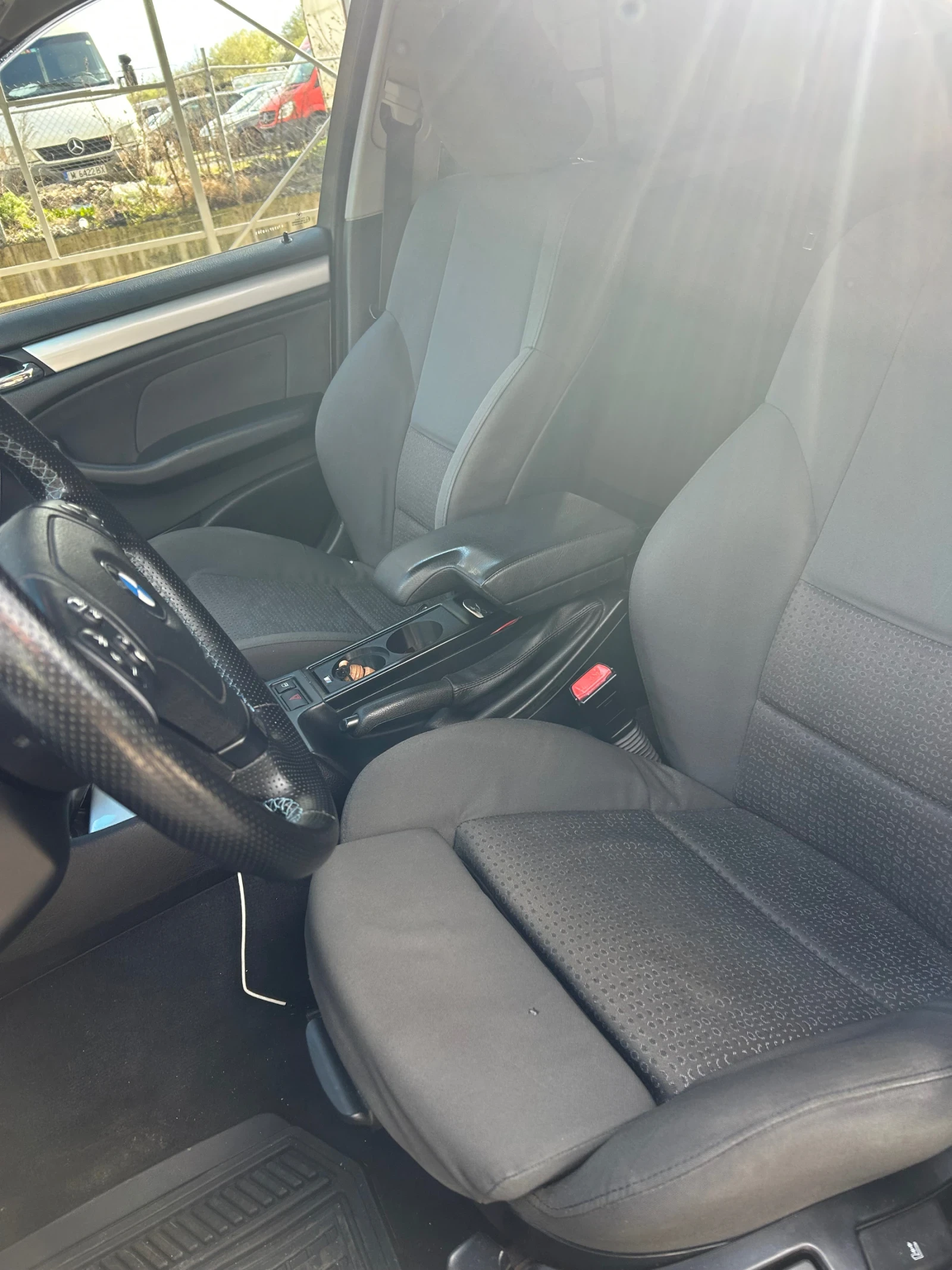 BMW 320 Комби, снимка 9 - Автомобили и джипове - 54150531