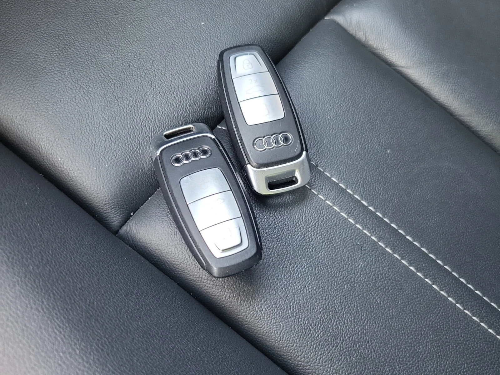 Audi A3 PREMIUM* VIRTUAL* ПОДГРЕВ* PANO* KEYLESS* CAMERA, снимка 16 - Автомобили и джипове - 54184453