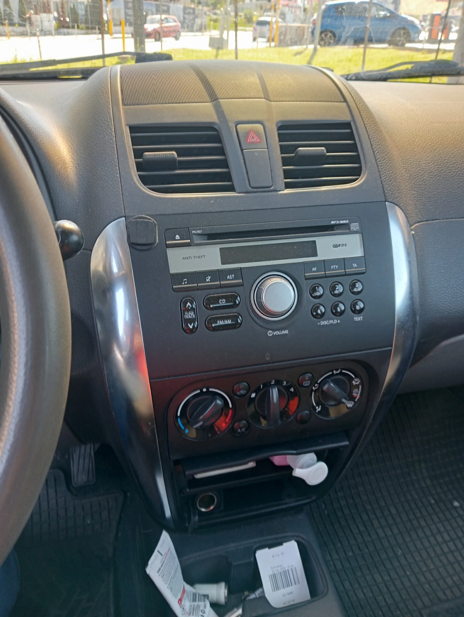 Suzuki SX4, снимка 8 - Автомобили и джипове - 54322474