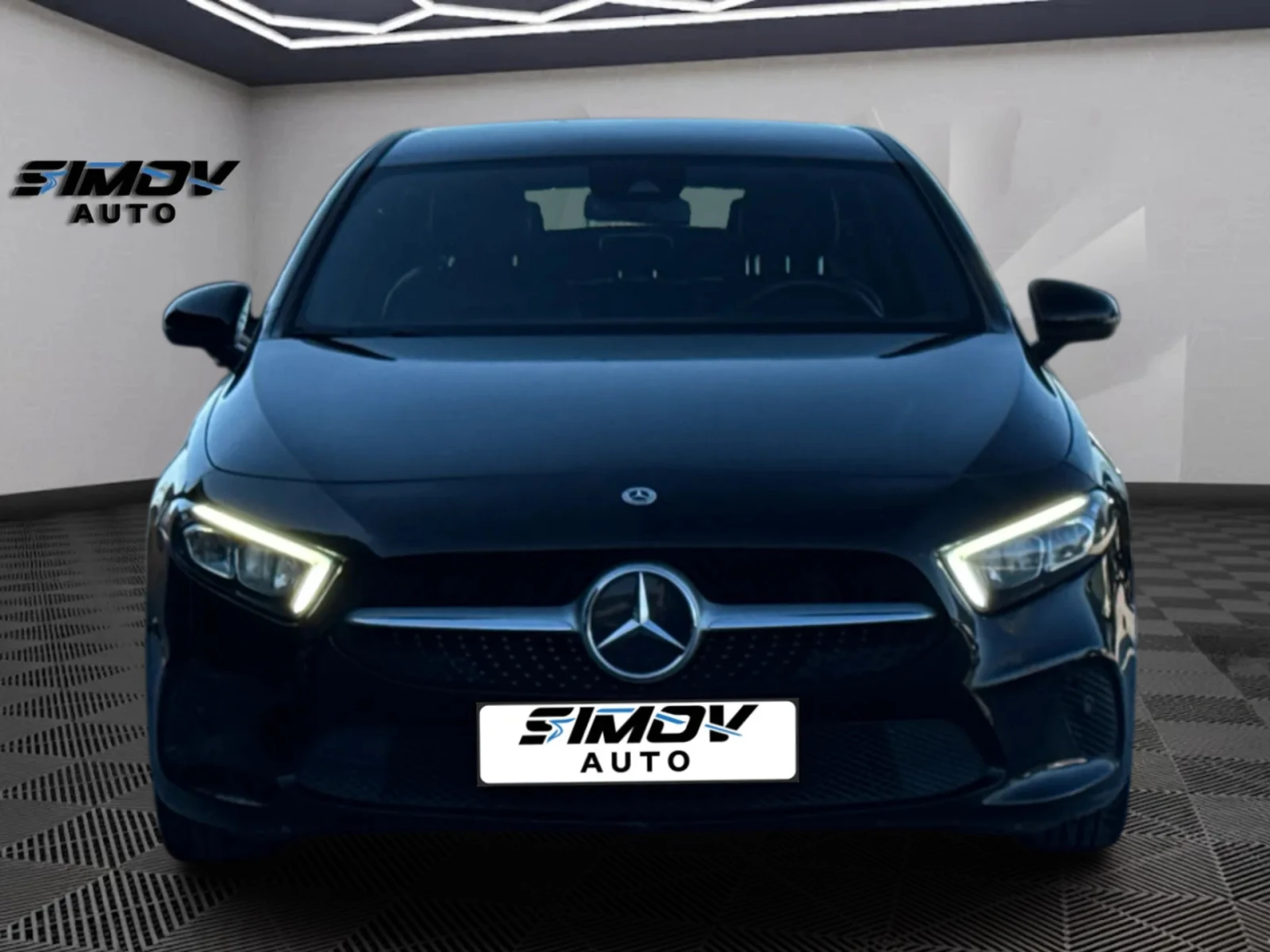 Mercedes-Benz A 180 D АВТОМАТИК НАВИГАЦИЯ КОЖА LED СВЕТЛИНИ КАМЕРА, снимка 5 - Автомобили и джипове - 54555913