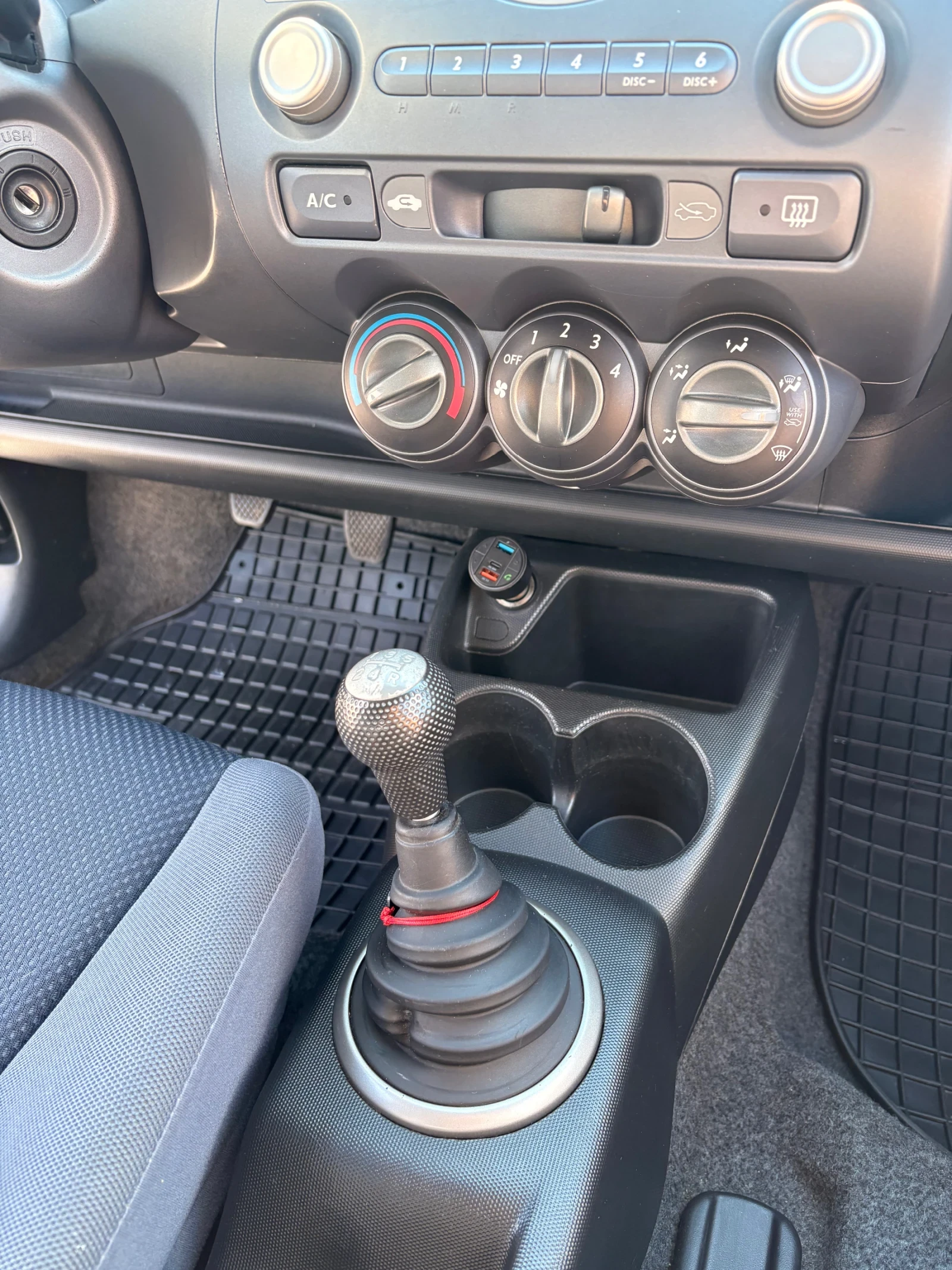 Honda Jazz, снимка 13 - Автомобили и джипове - 54974641