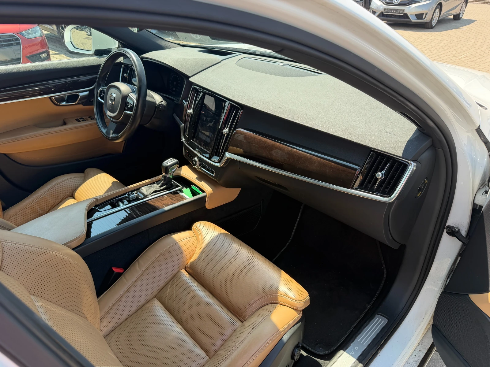 Volvo V90 2.0D5 AWD AVTOMAT/KOJA/NAVI/KAMERA EURO 6, снимка 11 - Автомобили и джипове - 54999194