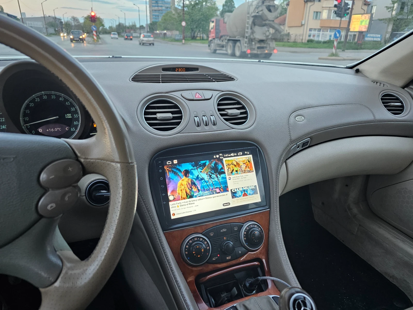 Mercedes-Benz SL, снимка 11 - Автомобили и джипове - 55006122