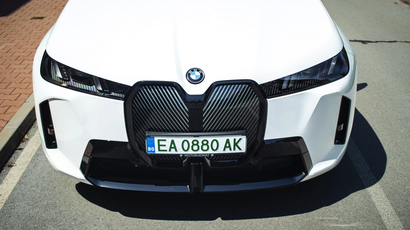 BMW iX, снимка 8 - Автомобили и джипове - 55348668