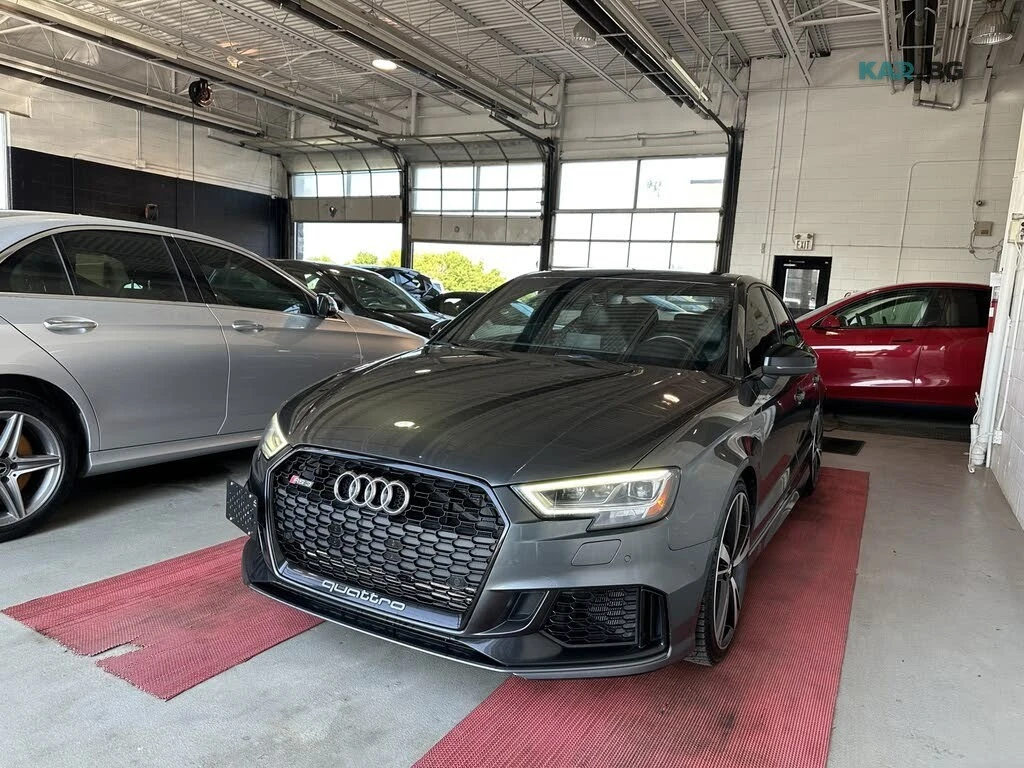 Audi Rs3 * Bang&Olufsen *  AвтоКредит * (ЦЕНА ДО БГ), снимка 4 - Автомобили и джипове - 55399320