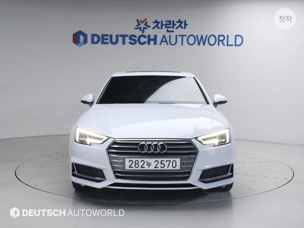 Audi A4 40TFSI TECHNIK HEAD UP/PANORAMA/360CAM/, снимка 3 - Автомобили и джипове - 55404266