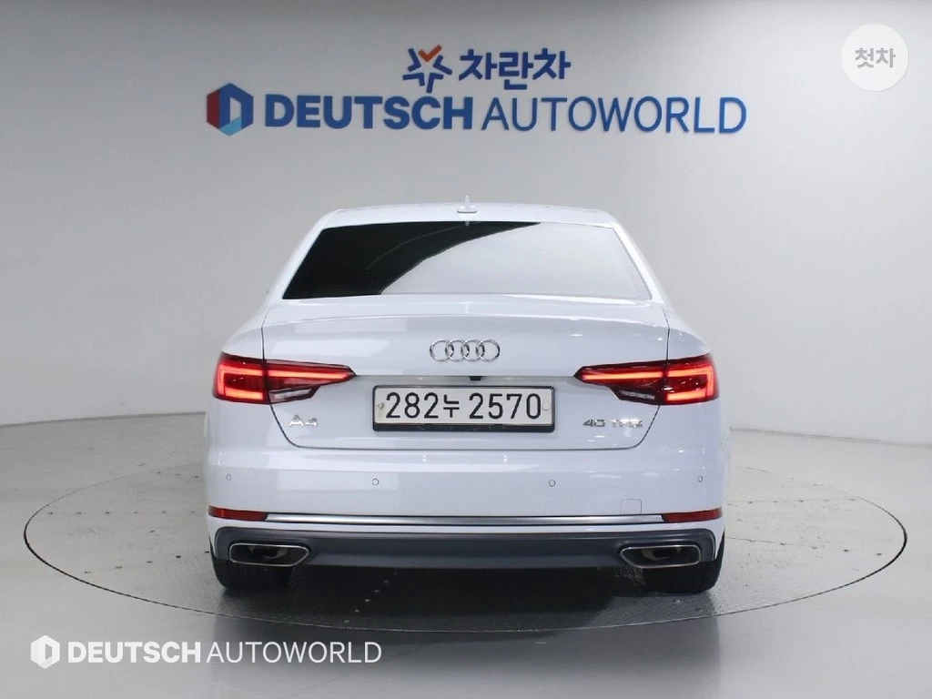 Audi A4 40TFSI TECHNIK HEAD UP/PANORAMA/360CAM/, снимка 4 - Автомобили и джипове - 55404266