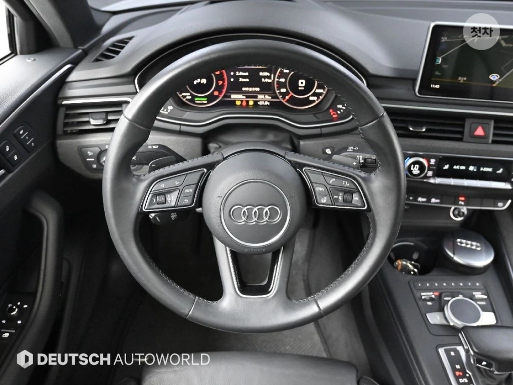 Audi A4 40TFSI TECHNIK HEAD UP/PANORAMA/360CAM/, снимка 12 - Автомобили и джипове - 55404266