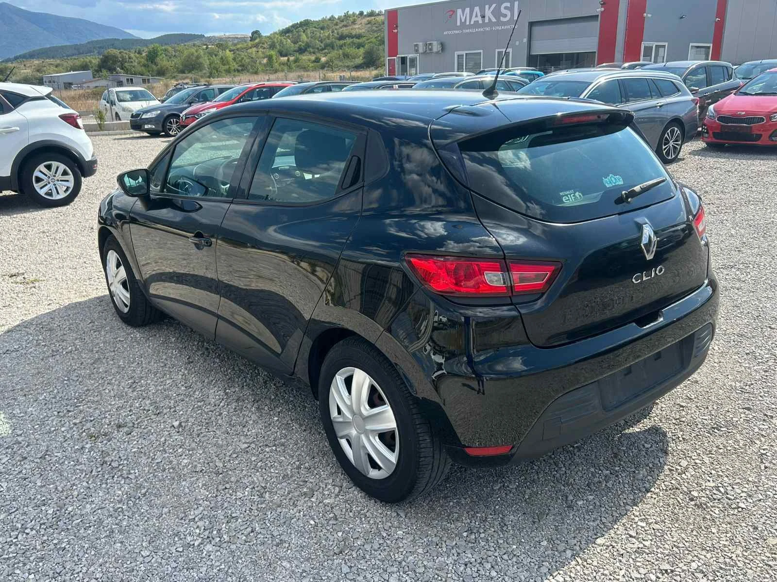 Renault Clio 1.2 / 74к.с. / 4 цилиндъра , снимка 4 - Автомобили и джипове - 55951391