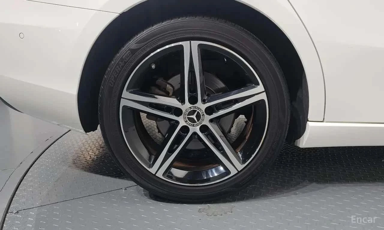 Mercedes-Benz A 250, снимка 5 - Автомобили и джипове - 56688536