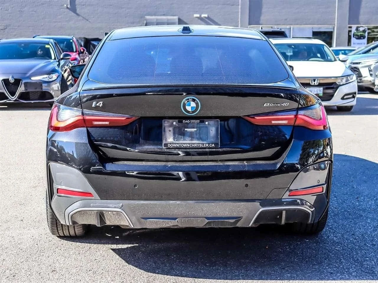 BMW i4, снимка 4 - Автомобили и джипове - 56727593
