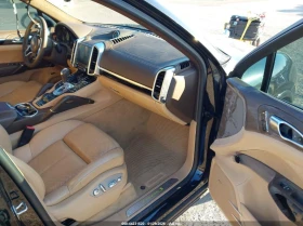 Porsche Cayenne E-Hybrid S Platinum Edition - 17500 € / 34227.03 лв. - 51615005 5