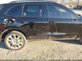 Porsche Cayenne E-Hybrid S Platinum Edition - 17500 € / 34227.03 лв. - 51615005 6