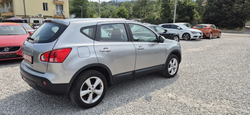 Nissan Qashqai 2.0-140кс.автомат., снимка 5 - Автомобили и джипове - 50826275