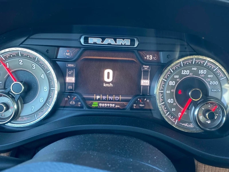 Dodge RAM 1500 * Limited Longhorn * CARFAX * БЕЗ ПЪРВОНАЧАЛНА , снимка 8 - Автомобили и джипове - 53125194