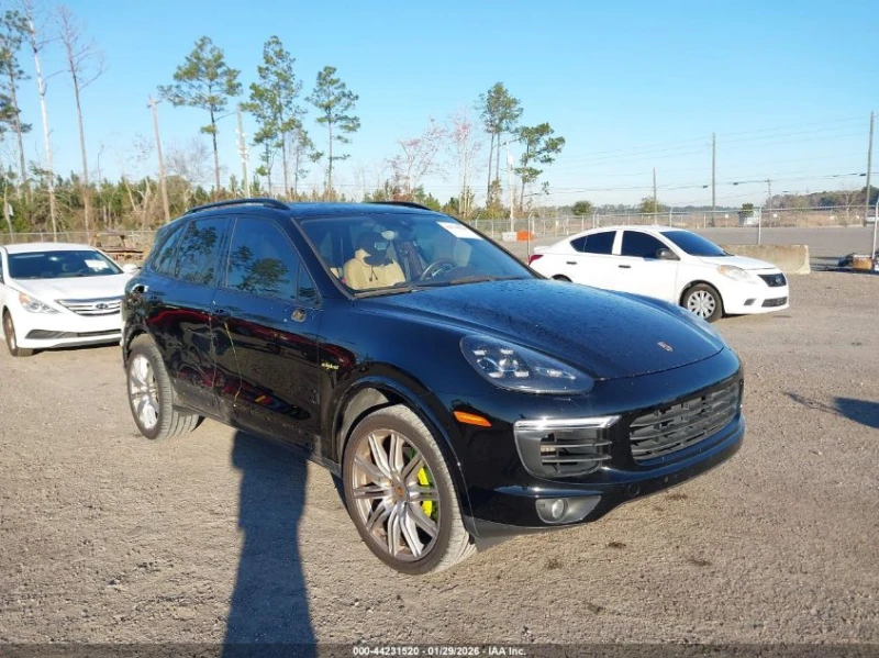 Porsche Cayenne E-Hybrid S Platinum Edition, снимка 2 - Автомобили и джипове - 53483693