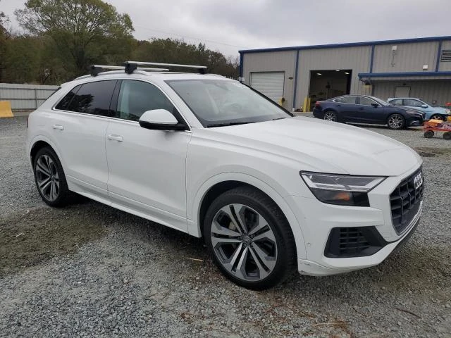 Audi Q8 PREMIUM PLUS* Bose* подгрев* обдухване* 4 зонов кл, снимка 2 - Автомобили и джипове - 48299171