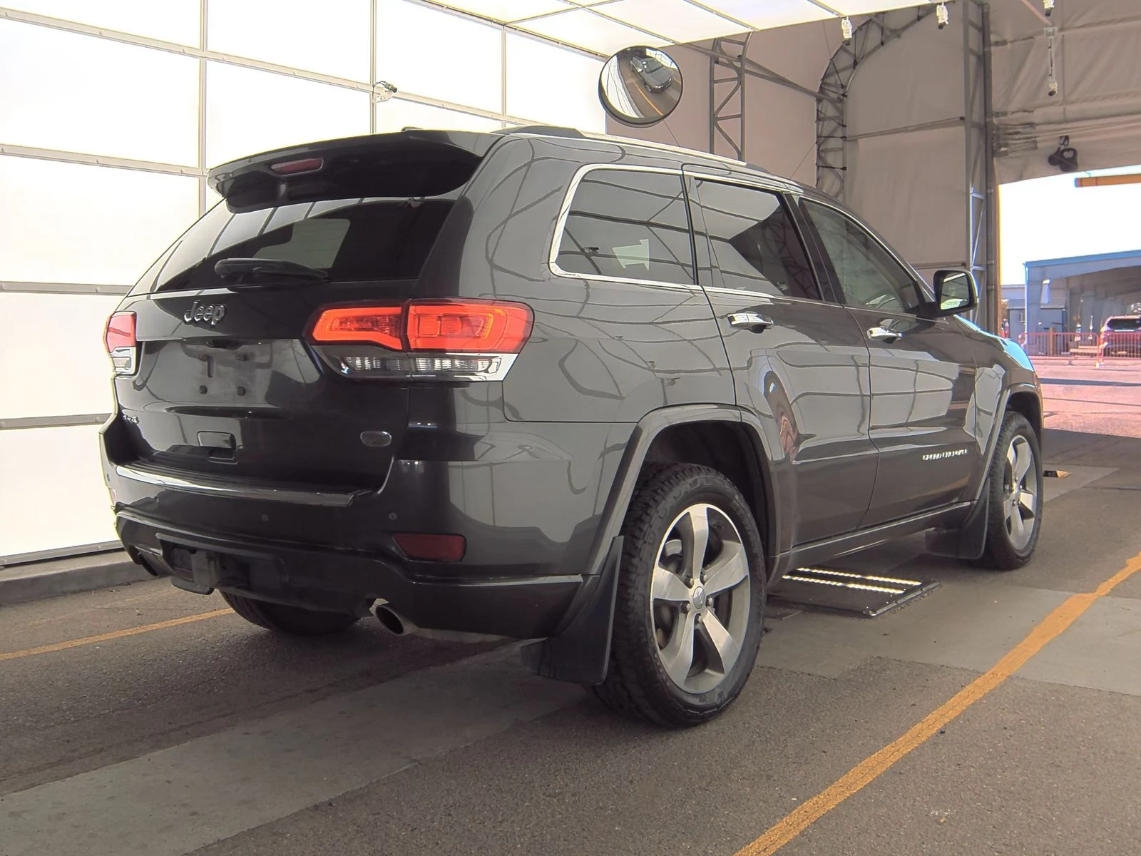 Jeep Grand cherokee OVERLAND* 5.7L* Крайна цена с вс. такси до Българи - изображение 4