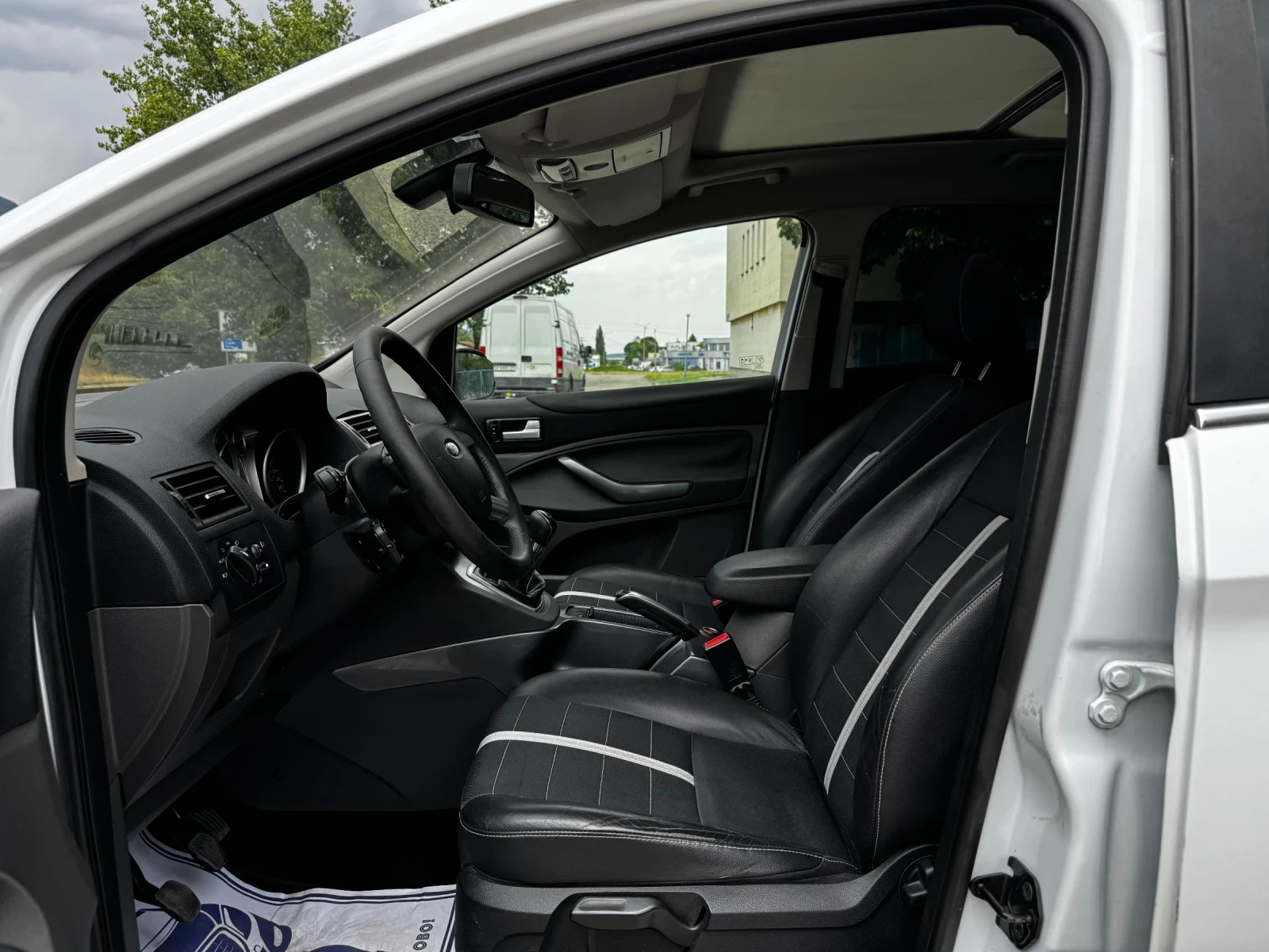 Ford Kuga 2.0TDCI/TITANIUM/KEYLESS/КОЖА/НАВИГАЦИЯ - изображение 9