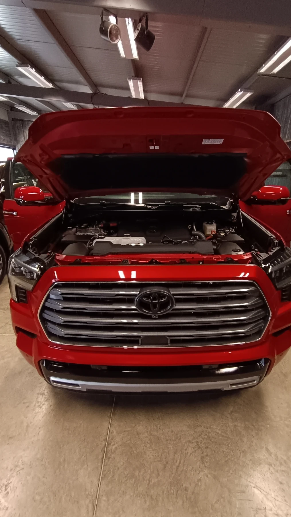 Toyota Sequoia 2024 Limited нова - изображение 7