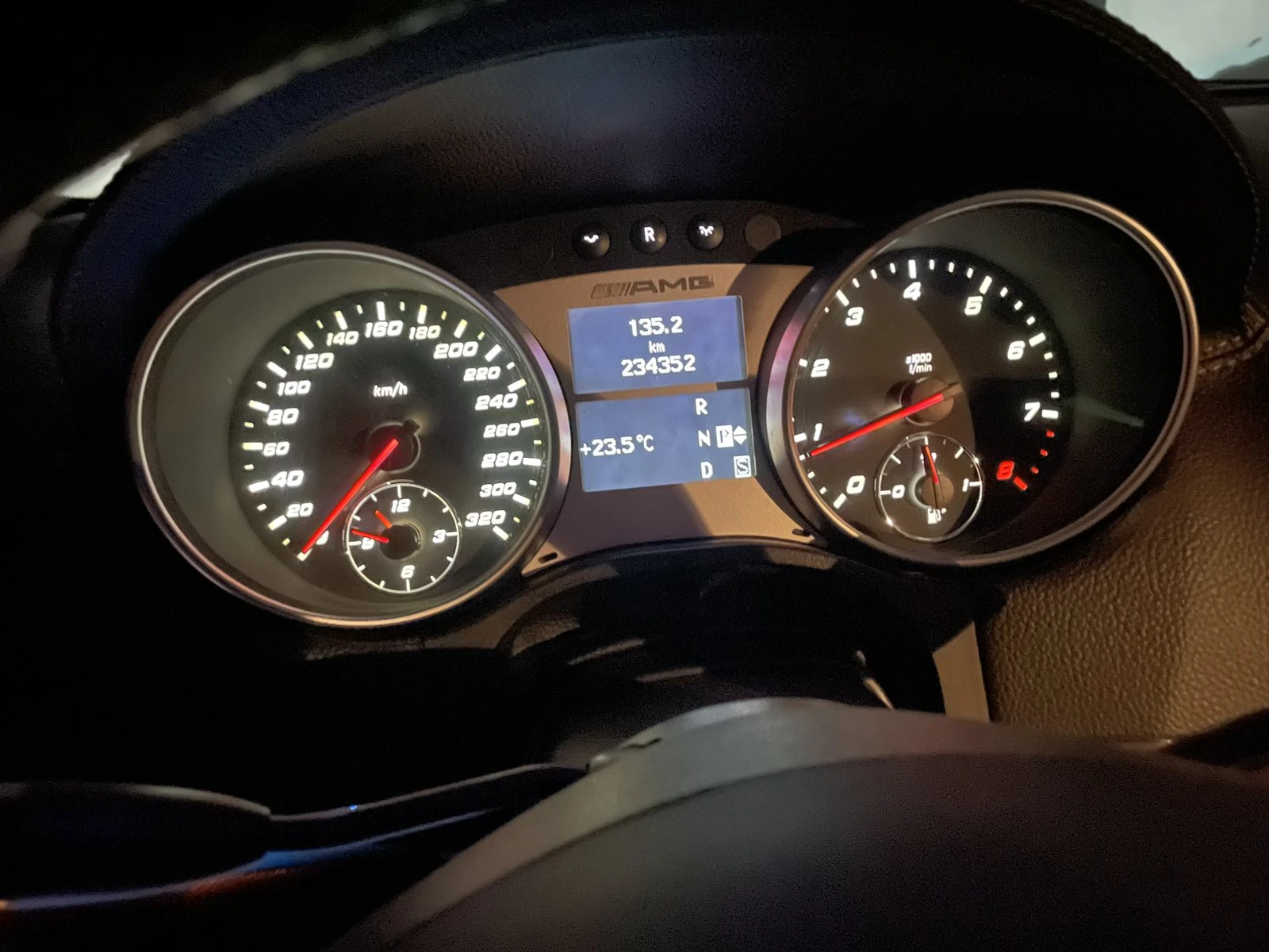 Mercedes-Benz GL > < | Mobile.bg   16