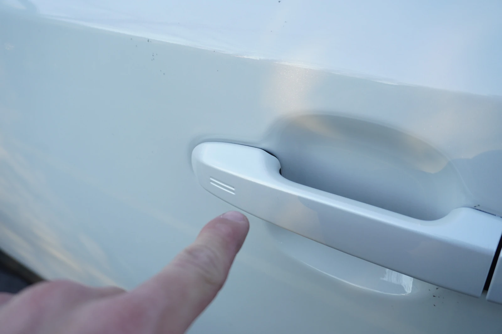 Toyota C-HR Hybrid Lounge, БЯЛА ПЕРЛА/БЕЗУПРЕЧЕН!! - изображение 8