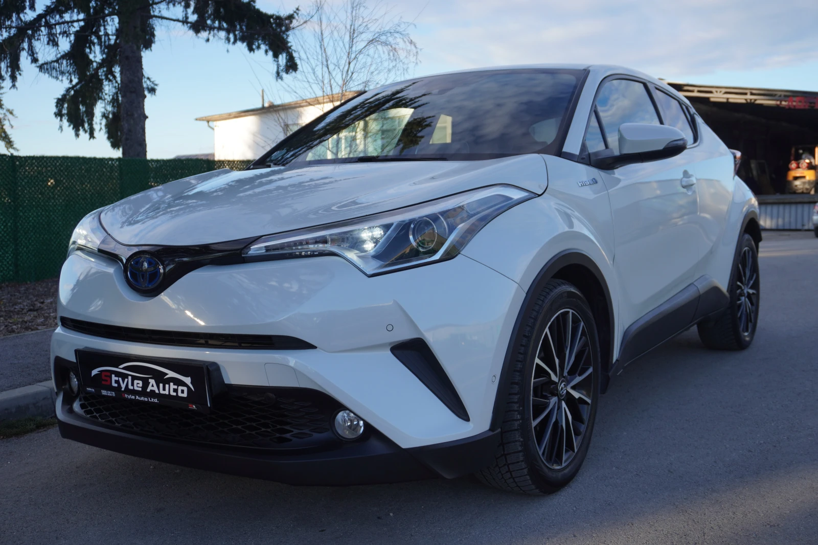 Toyota C-HR Hybrid Lounge, ���� �����/����������!! | Mobile.bg � ����������� 1