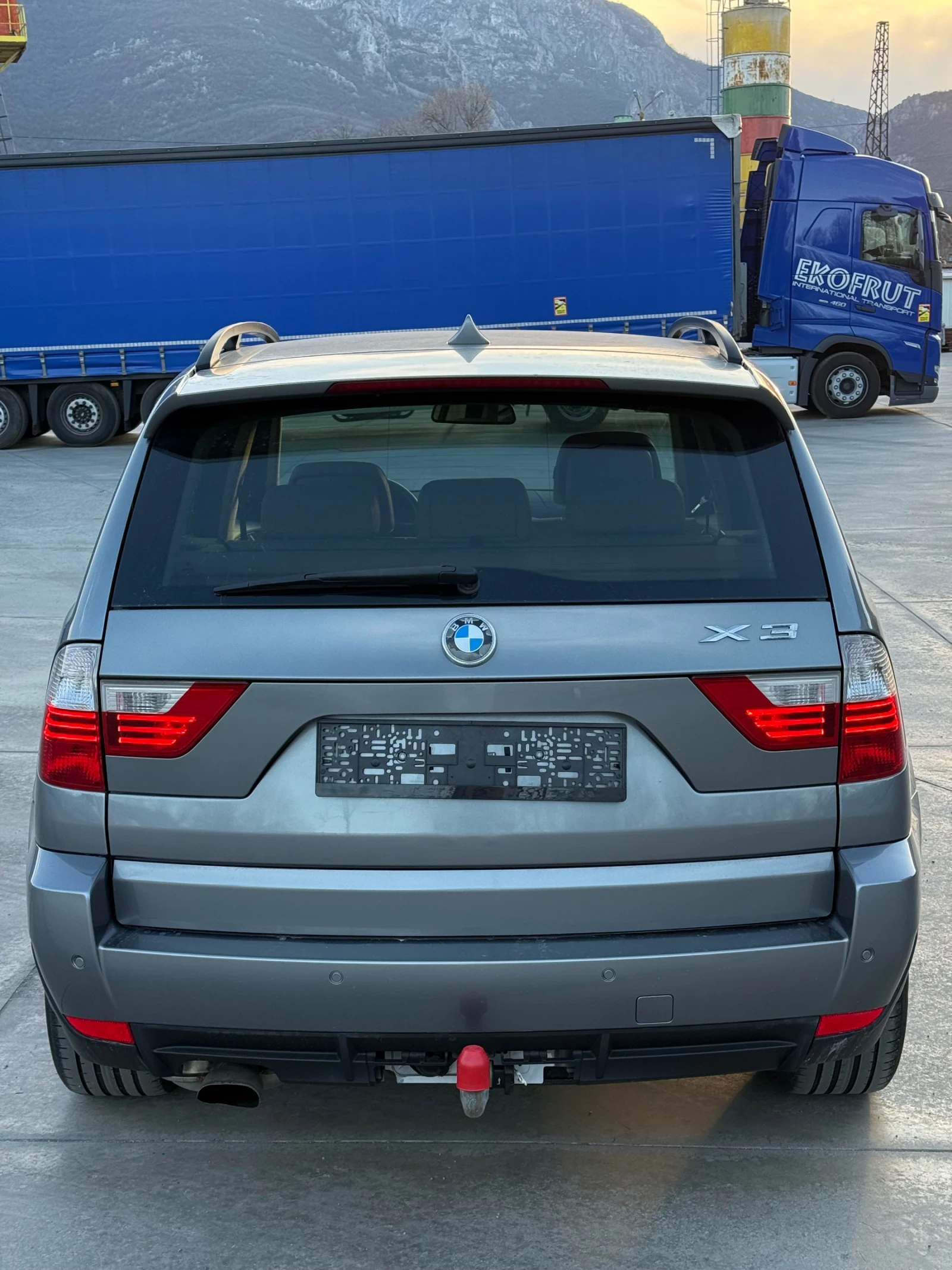 BMW X3 xDrive18d 4x4* 143к.с.* кожа* подгрев* теглич - изображение 5
