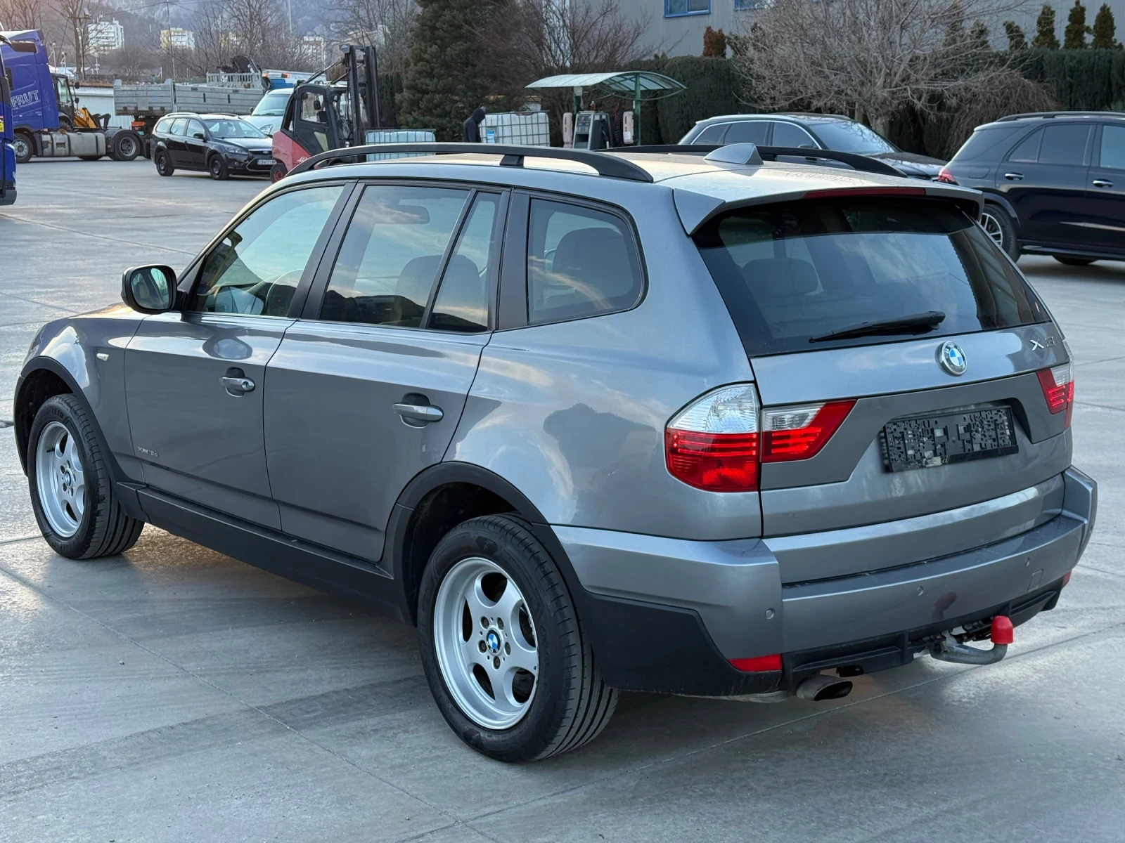 BMW X3 xDrive18d 4x4* 143к.с.* кожа* подгрев* теглич - изображение 6