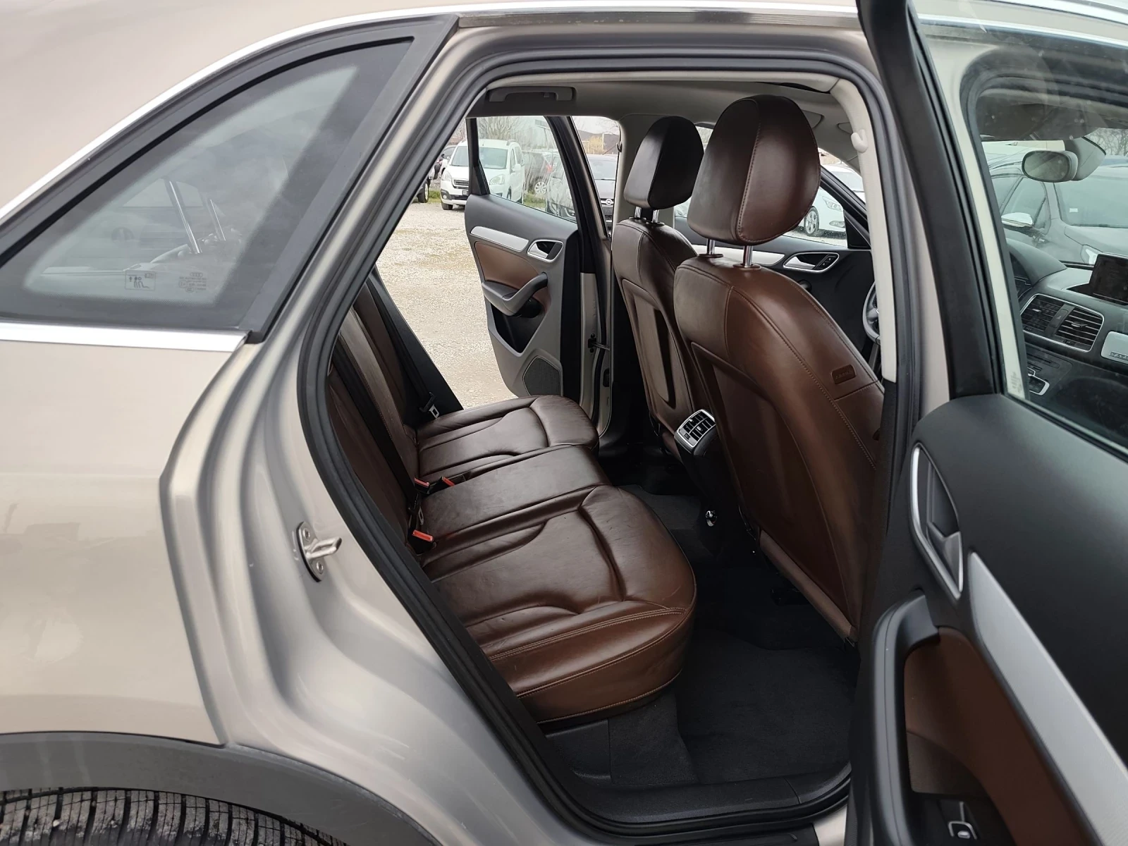 Audi Q3 Кожа, панорама, снимка 8 - Автомобили и джипове - 53915434