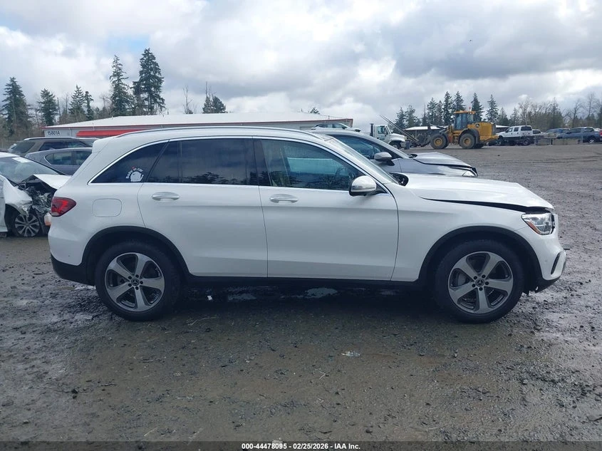 Mercedes-Benz GLC 300 2.0l 4Matic Suv, снимка 13 - Автомобили и джипове - 53964820