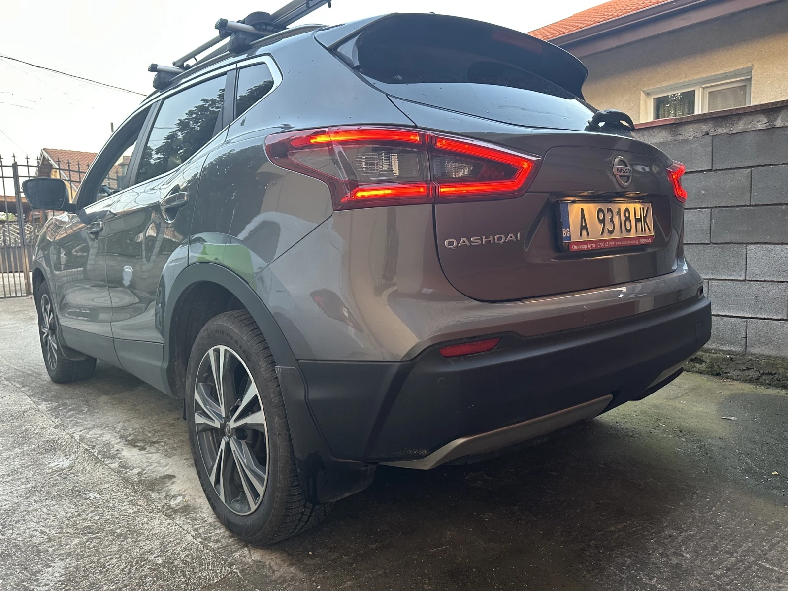 Nissan Qashqai, снимка 13 - Автомобили и джипове - 54663428