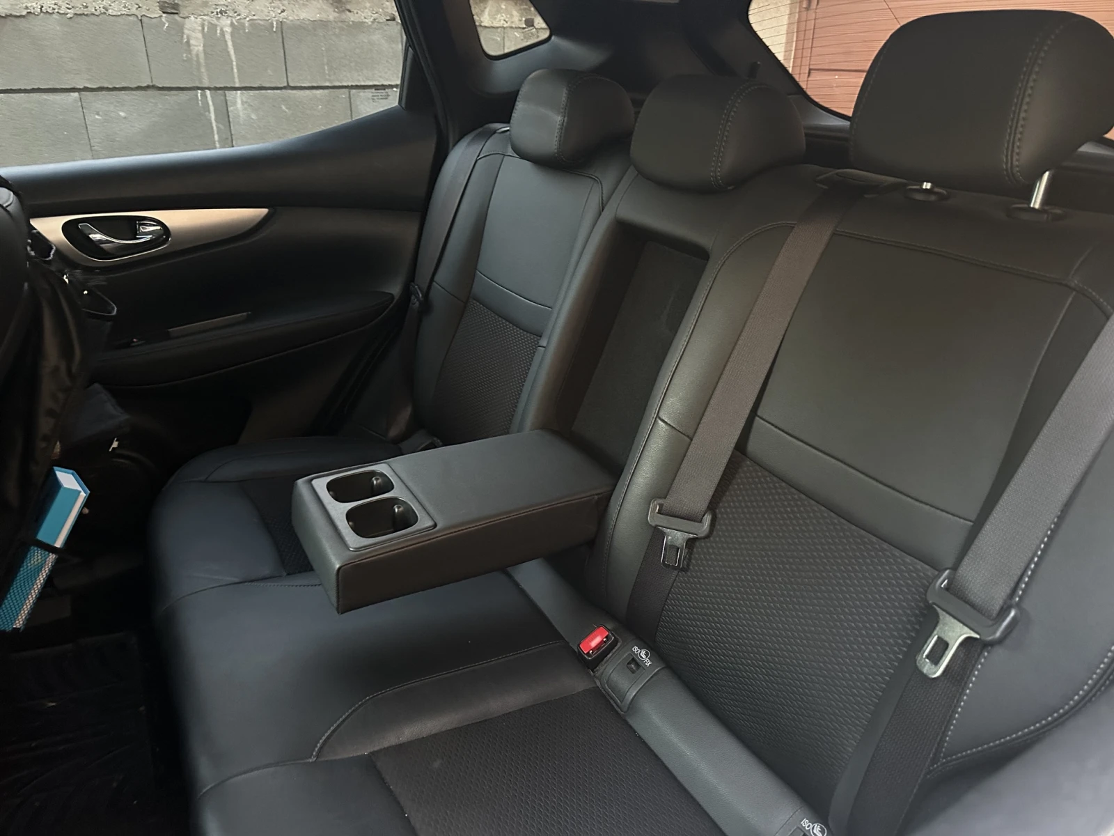 Nissan Qashqai, снимка 7 - Автомобили и джипове - 54663428