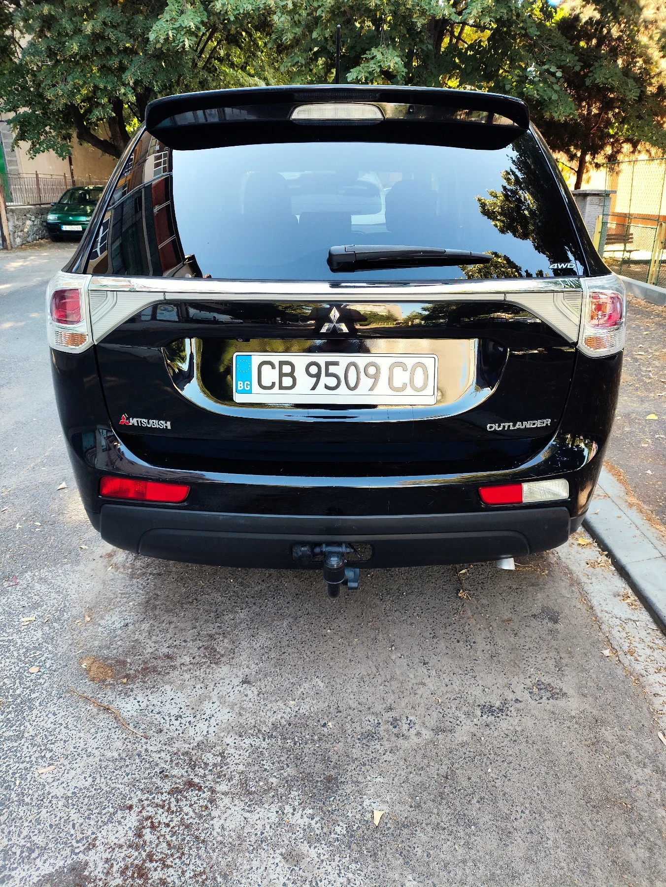 Mitsubishi Outlander 2.2 DI-D, снимка 5 - Автомобили и джипове - 55179201