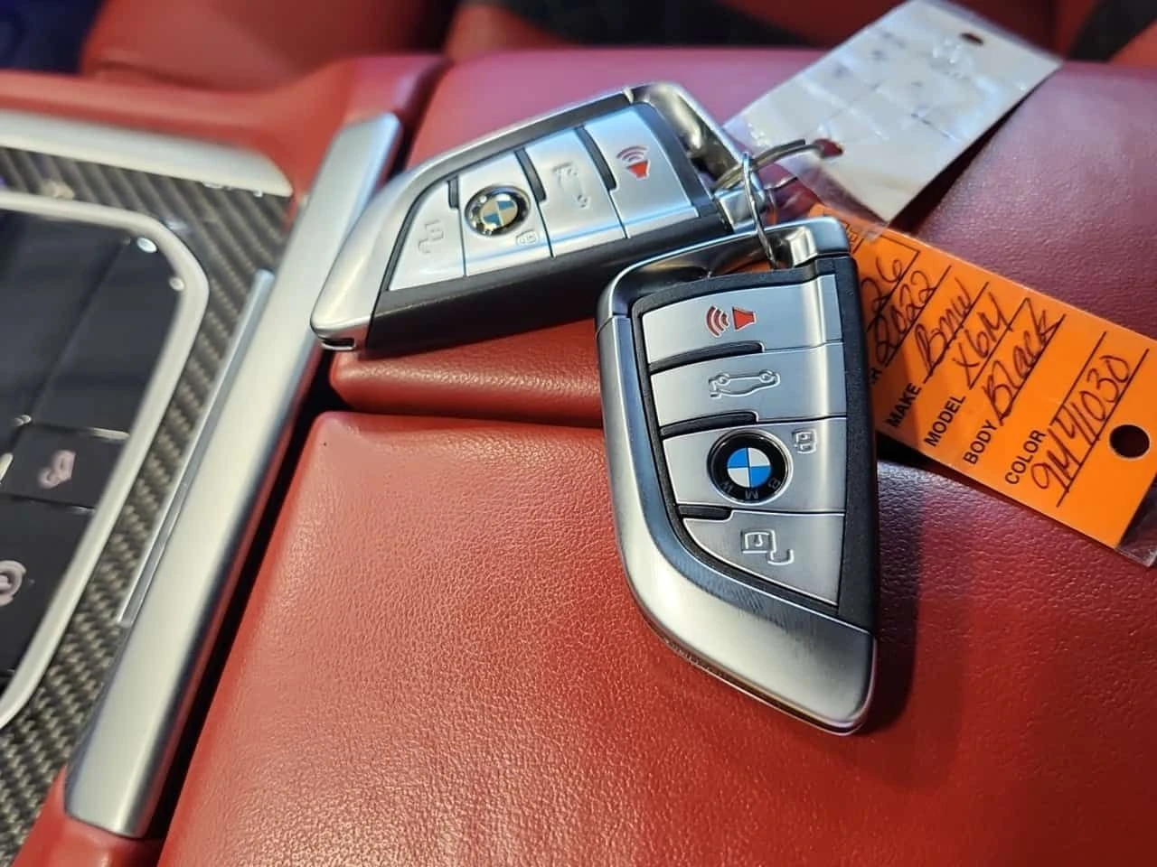 BMW X6 * COMPETITION * АВТОКРЕДИТ БЕЗ ПЪРВОНАЧАЛНА ВНОСКА, снимка 8 - Автомобили и джипове - 55562420