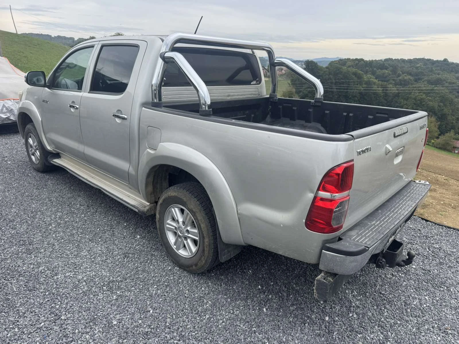 Toyota Hilux 3.0D , снимка 7 - Автомобили и джипове - 56299699