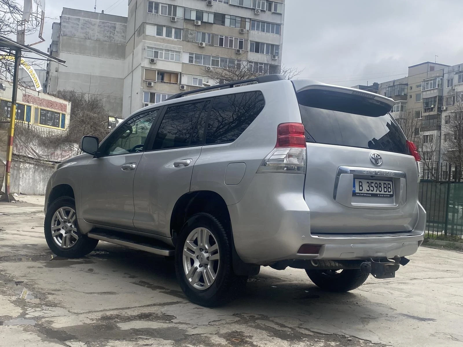 Toyota Land cruiser, снимка 2 - Автомобили и джипове - 56325411