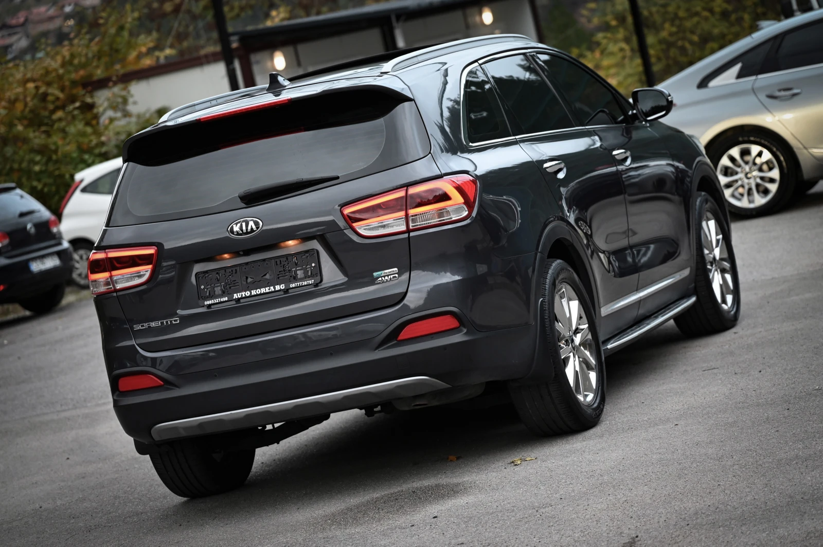 Kia Sorento 2.2CRDI / 4x4 / NOBLESSE !!!, снимка 5 - Автомобили и джипове - 56721355