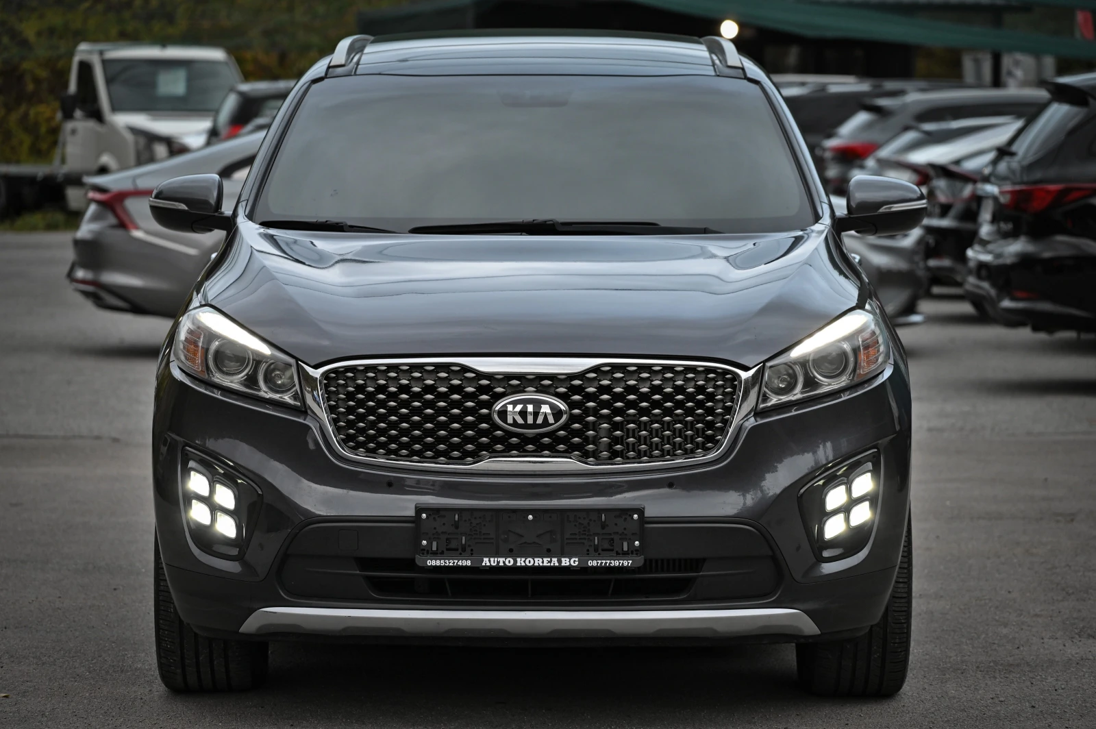 Kia Sorento 2.2CRDI / 4x4 / NOBLESSE !!!, снимка 8 - Автомобили и джипове - 56721355
