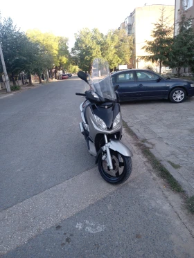 Yamaha X-max, снимка 2