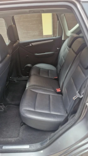 Mercedes-Benz A 180 PREMIUM, снимка 10