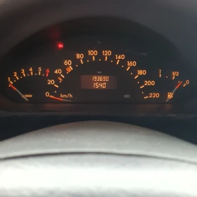 Mercedes-Benz A 140 Classic 1.4i Газ/Бензин, снимка 9
